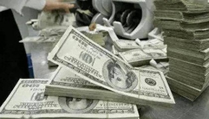 美日反目？日本大抛美债，美财政部将日本列入外汇操纵观察名单！