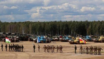 32国枪口一致？中方表明态度，特朗普火速改口，更大危机来了！