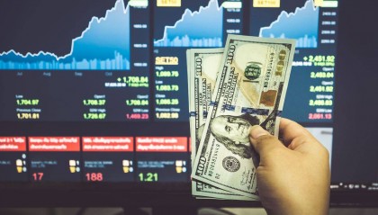 全球外汇市场中的投机力量与监管挑战——ETO交易平台