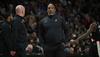 Shams:NHL飓风老板同意以超过40亿美元收购开拓者