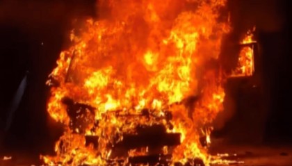 广东车主很牛，理想汽车起火被他开出车库并砸窗逃脱