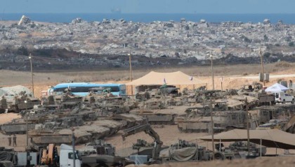 英、法、德领导人发表联合声明