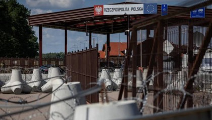 两周后，波兰给中国打开通道了