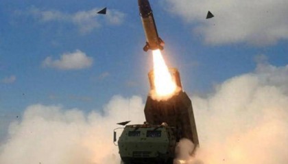 俄罗斯警告被无视，美国疑向乌提供核武，中方立场成国际焦点