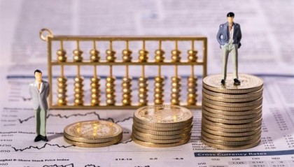 再次逼近7.3关口！人民币对美元汇率触及年内新低，下半年人民币汇率有望企稳并小幅回升【附我国外汇市场分析】