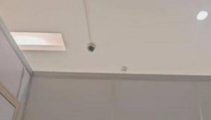 女子称三甲医院放射科更衣室有摄像头，医院：用于拍摄机房门口，考虑安装隔板消除误会