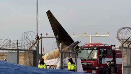 空难幸存33岁空少恐全身瘫痪！机场原为4人防鸟活动当天仅2人值班