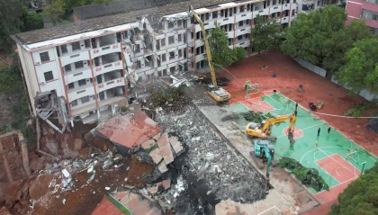 湖南邵阳一所小学发生坍塌，教育局：学生已分流至其他学校上课