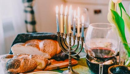 “吵得晚上睡不着”，广西一村落附近有风力发电机被指产生噪音扰民，多方回应