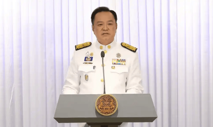 他信为什么“自投罗网”回到泰国,判一年监禁真的重了?看佩通坦怎么说!