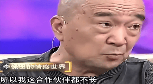 考古|曝78岁李保田近况!找人维修窗户喝10元桶装水,生活超朴素!