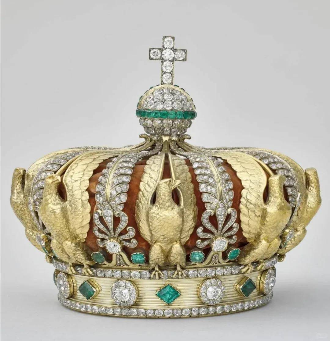 卢浮宫被盗的珠宝中,有拿破仑送给妻子的爱情信物