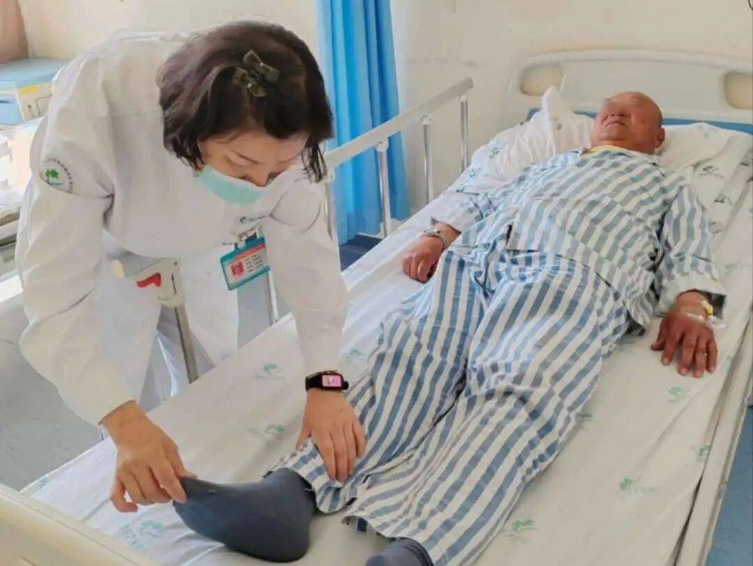 【三学三讲】以精神为炬，护佑生命血脉