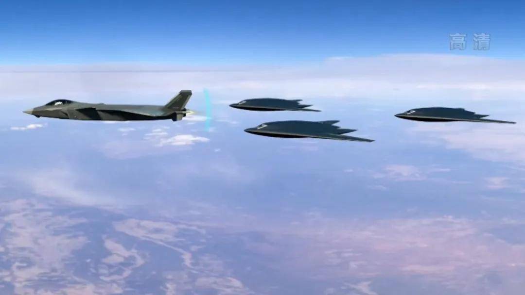 代号“玄龙”！攻击-11官宣服役，与歼-20、歼-16编队飞行